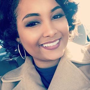 Meet your Posher, Joi